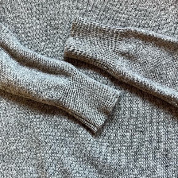 Brandy Melville Gray Wool Blend Turtleneck Long Sleeve Sweater Women's Size S - Picture 7 of 13